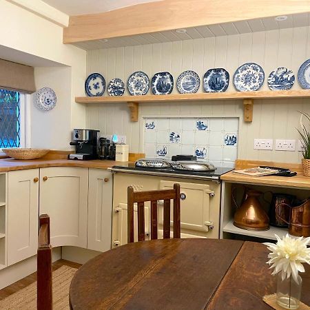 Charming Cottage In The Heart Of Sherborne Sherborne  Exteriér fotografie